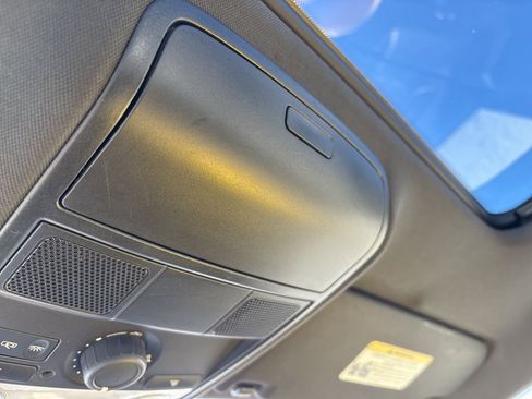 Used 2012 Volkswagen GTI Base image 41