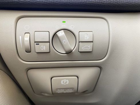 Used 2012 Volvo XC60 3.2 image 35