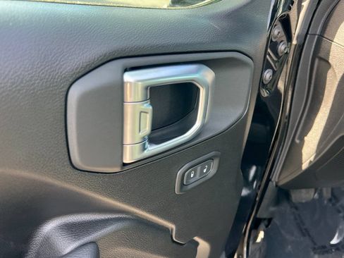 New 2026 Jeep Wrangler Sport AWD/4WD image 18