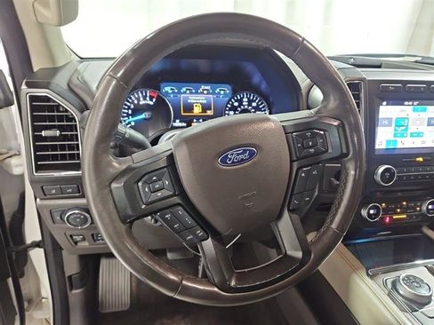 Used 2018 Ford Expedition Limited w/ Equipment Group 301A image 9