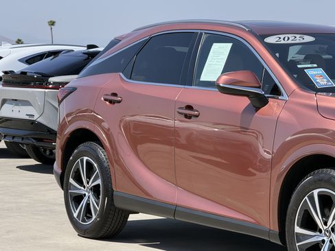 Certified 2025 Lexus RX 350 Premium w/ Accessory Package (K3) FWD image 5
