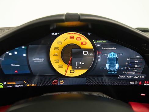 Certified 2024 Ferrari Roma Spider RWD image 39