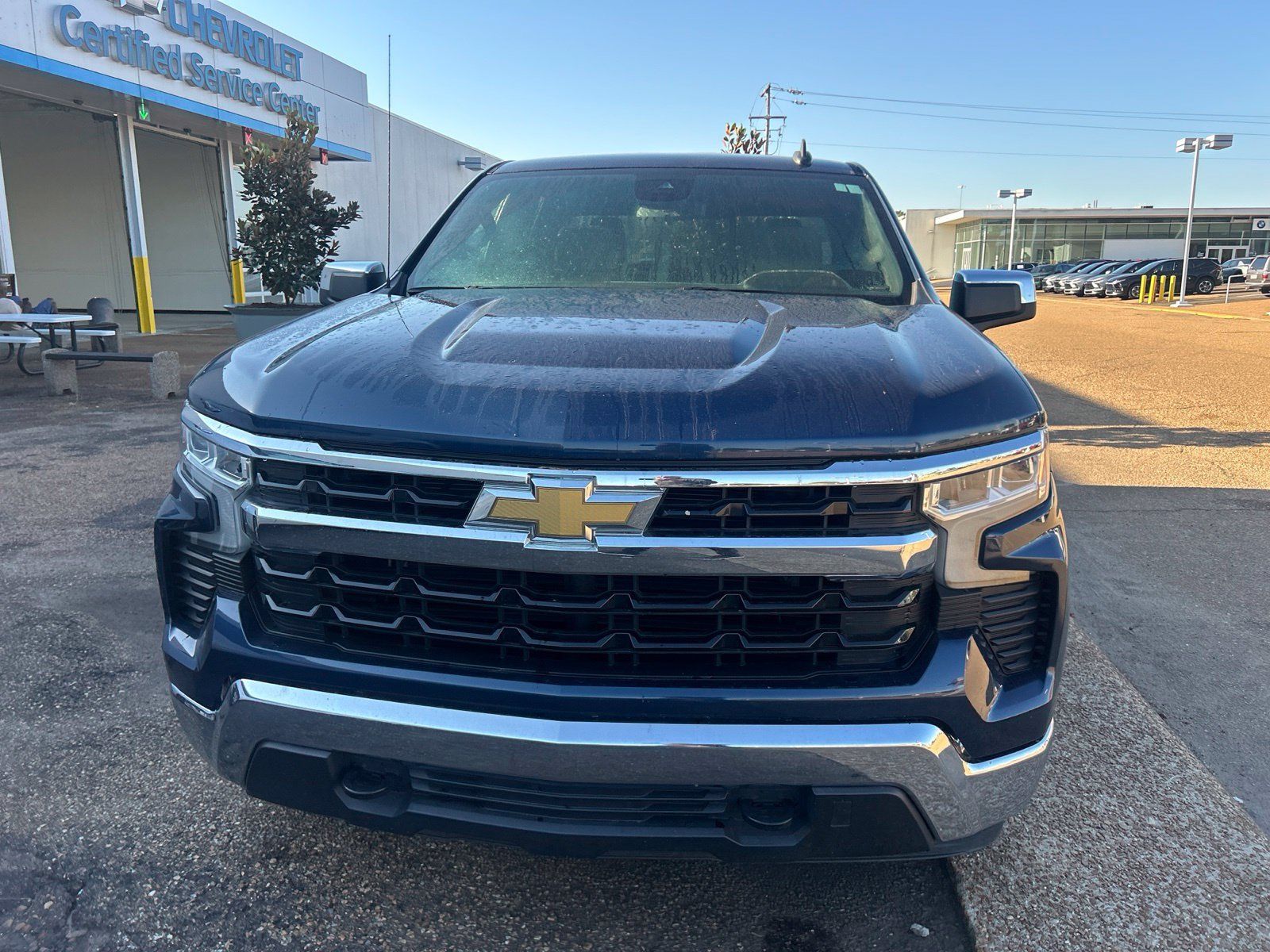 Used 2022 Chevrolet Silverado 1500 LT w/ Convenience Package II AWD/4WD image 11
