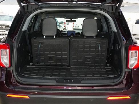 Used 2023 Ford Explorer XLT w/ Equipment Group 202A image 31