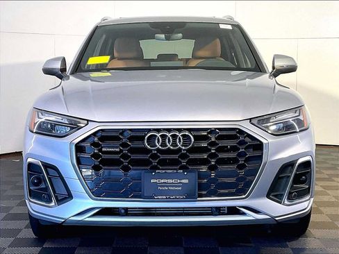 Used 2022 Audi Q5 2.0T Premium w/ Convenience Package AWD/4WD image 10