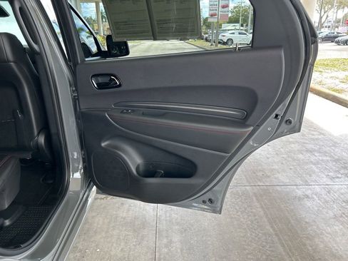 Used 2023 Dodge Durango GT image 32
