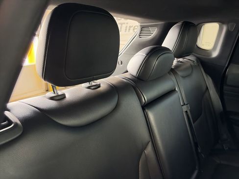 Used 2022 Jeep Compass Limited image 21