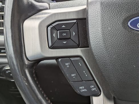 Used 2019 Ford F250 Platinum w/ Platinum Ultimate Package image 15