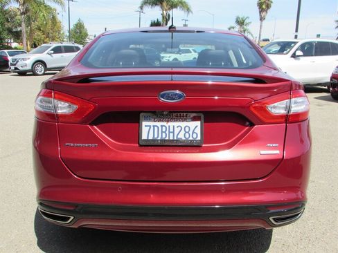 Used 2014 Ford Fusion SE FWD image 6