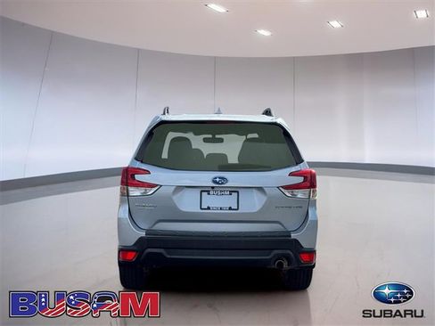 Used 2023 Subaru Forester Limited image 5