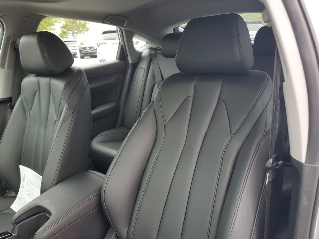 Certified 2026 Acura Integra FWD image 14