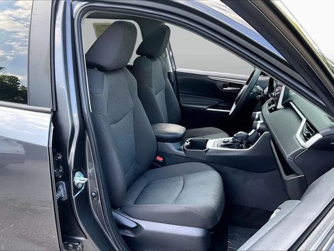 Certified 2023 Toyota RAV4 XLE w/ Convenience Package AWD/4WD image 8