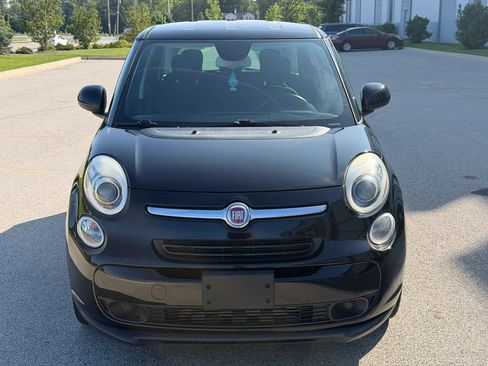 Used 2017 FIAT 500L Pop w/ Popular Equipment Package FWD image 2