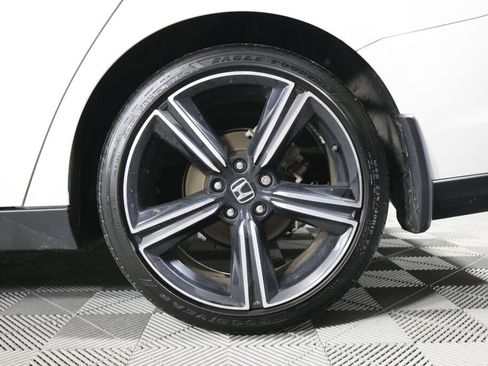 Used 2024 Honda Accord Sport image 8