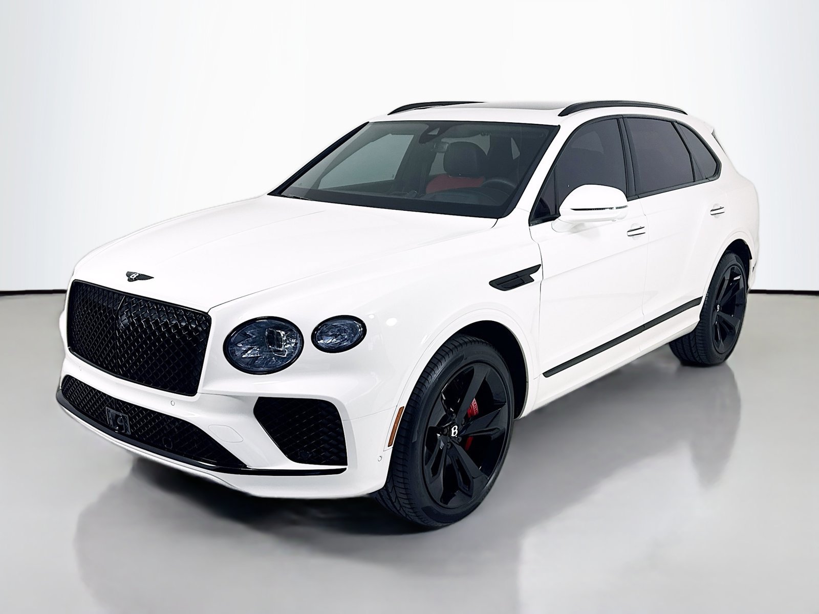 Used 2026 Bentley Bentayga AWD/4WD image 3