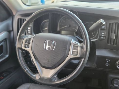 Used 2014 Honda Ridgeline SE image 26