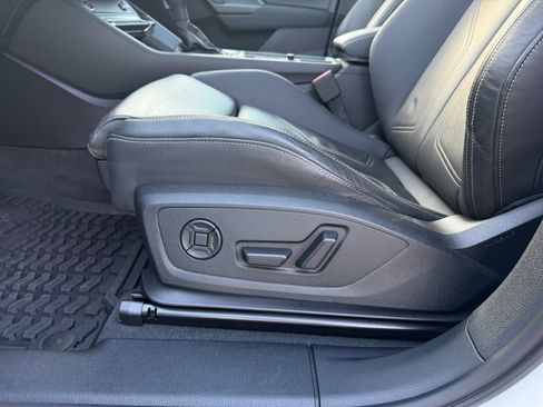 Certified 2024 Audi Q3 2.0T Premium Plus w/ Premium Plus Package image 30