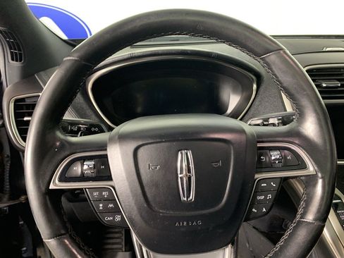 Used 2020 Lincoln Nautilus Reserve w/ Equipment Group 202A image 22