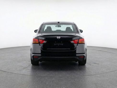 Used 2025 Nissan Altima 2.5 SV image 6