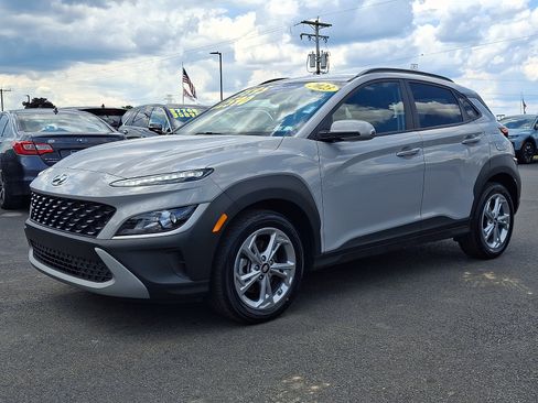 Used 2023 Hyundai Kona SEL w/ Cargo Package AWD/4WD image 3