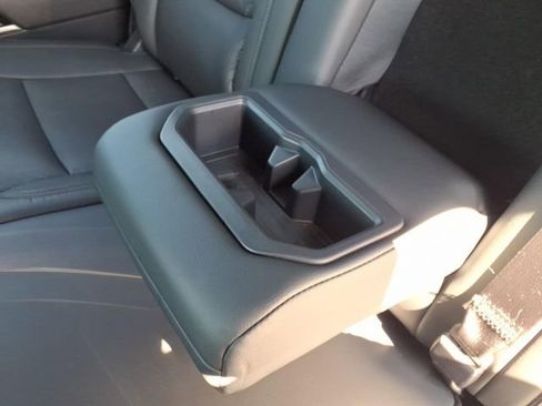 Used 2025 Toyota Tundra Limited image 8