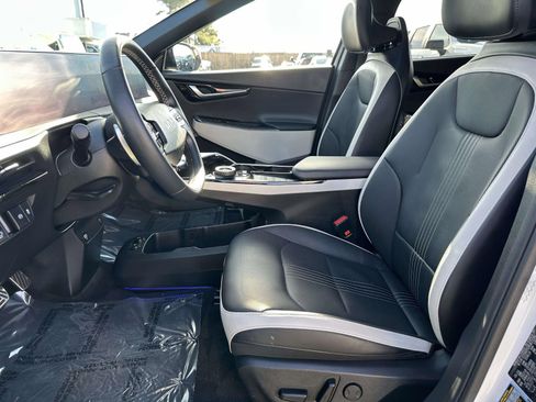 Used 2024 Kia EV6 GT-Line image 22