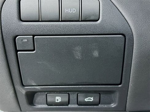 Used 2023 Lexus LS 500 F Sport image 12