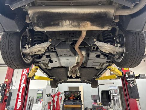 Used 2016 Ford Fusion SE image 25