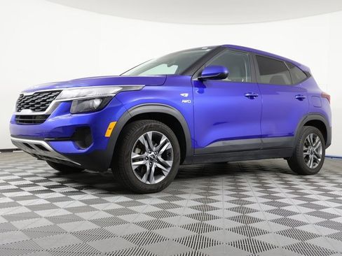 Used 2023 Kia Seltos LX image 1