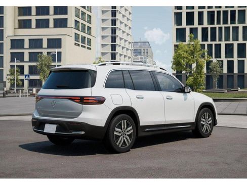 Certified 2024 Mercedes-Benz EQB 250+ image 31