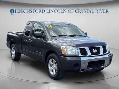 Used 2006 Nissan Titan SE RWD image 15
