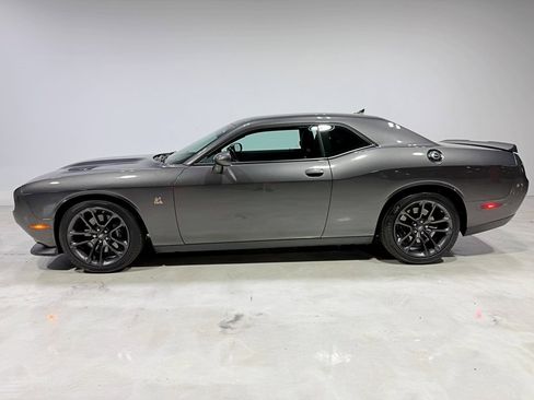 Used 2021 Dodge Challenger R/T Scat Pack image 4