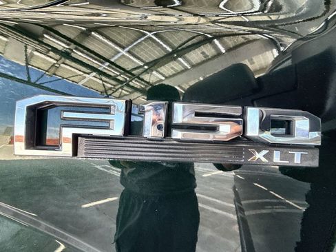 Used 2016 Ford F150 XLT w/ Equipment Group 302A Luxury AWD/4WD image 22