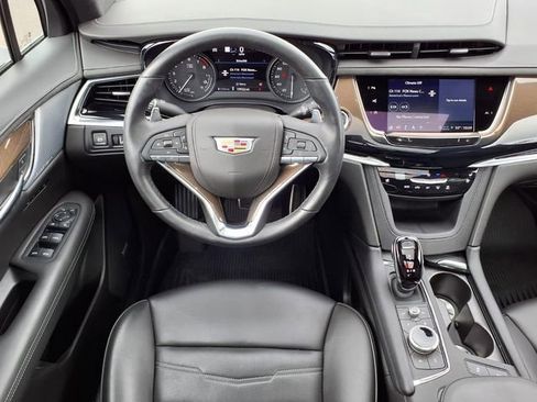 Used 2024 Cadillac XT6 Sport w/ LPO, Onyx Lite Package AWD/4WD image 6