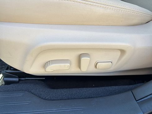 Used 2019 Subaru Outback 2.5i Limited w/ Popular Package #2 image 19