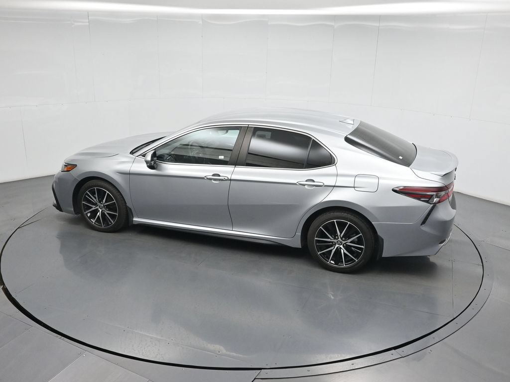 Used 2024 Toyota Camry SE w/ Convenience Package FWD image 40