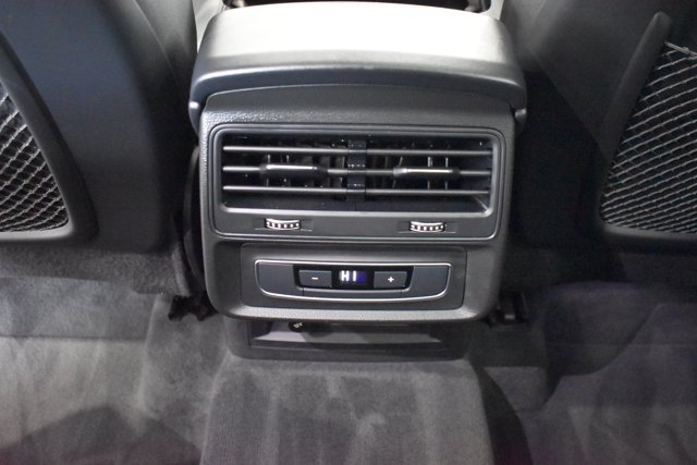 Used 2023 Audi Q7 3.0T Premium AWD/4WD image 24