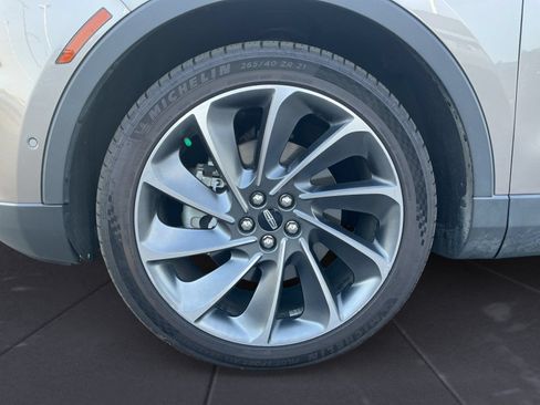Used 2020 Lincoln Nautilus Reserve w/ Equipment Group 201A AWD/4WD image 14