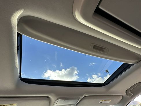 Certified 2025 Honda Odyssey Touring image 30