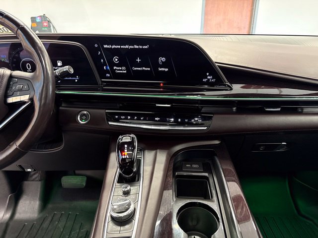Used 2022 Cadillac Escalade ESV Premium Luxury Platinum AWD/4WD image 31