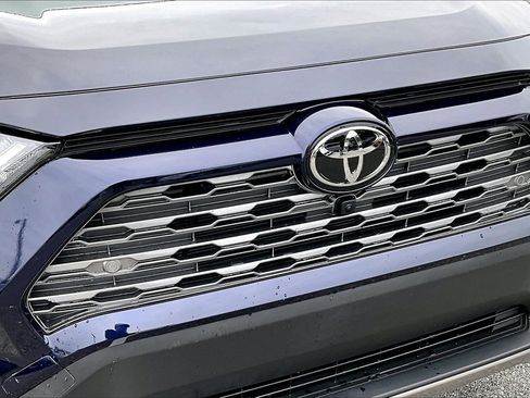 Used 2025 Toyota RAV4 Limited w/ Advanced Technology Package image 30