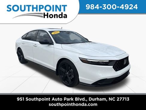 Used 2025 Honda Accord Sport image 1
