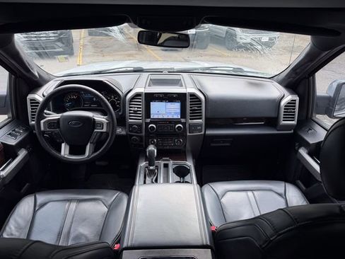 Used 2016 Ford F150 Platinum w/ Equipment Group 701A Luxury AWD/4WD image 19