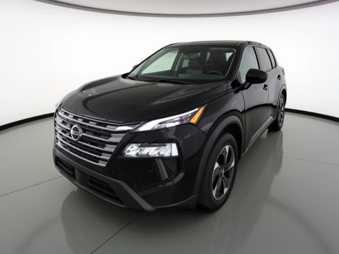 Used 2025 Nissan Rogue SV FWD image 3