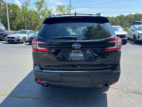 Used 2023 Subaru Ascent Onyx Edition AWD/4WD image 4