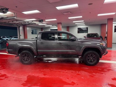 Certified 2023 Toyota Tacoma SR5 image 3