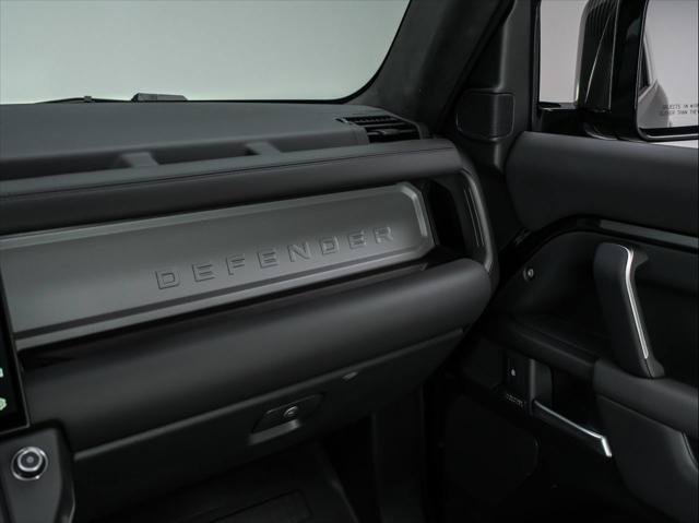 New 2026 Land Rover Defender 90 V8 AWD/4WD image 35