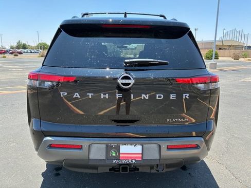 New 2026 Nissan Pathfinder Platinum FWD image 5