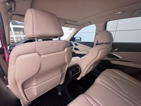 Used 2024 Acura RDX SH-AWD image 16