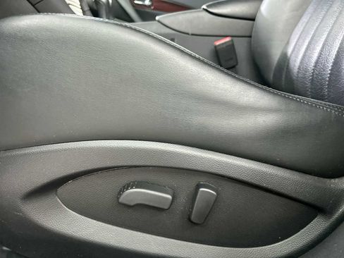 Used 2017 INFINITI QX50 AWD w/ Premium Plus Package image 14